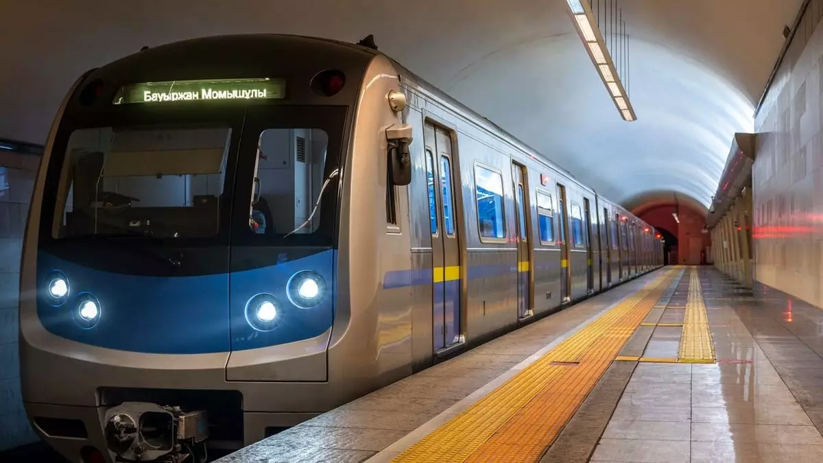 Для метро Алматы купят еще 10 поездов