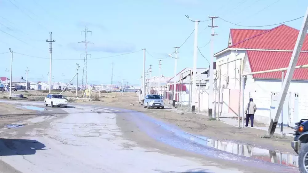 Мертвого школьника “с признаками удушения“ нашли во дворе в Мангистау