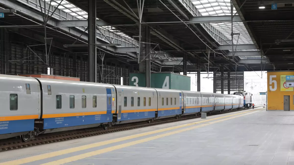 На лето запустят 4 дополнительных поезда Talgo по популярным направлениям