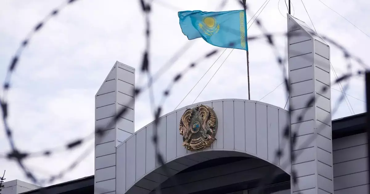  Қазақстанда 16 500 адам рақымшылыққа ілігеді - депутат 