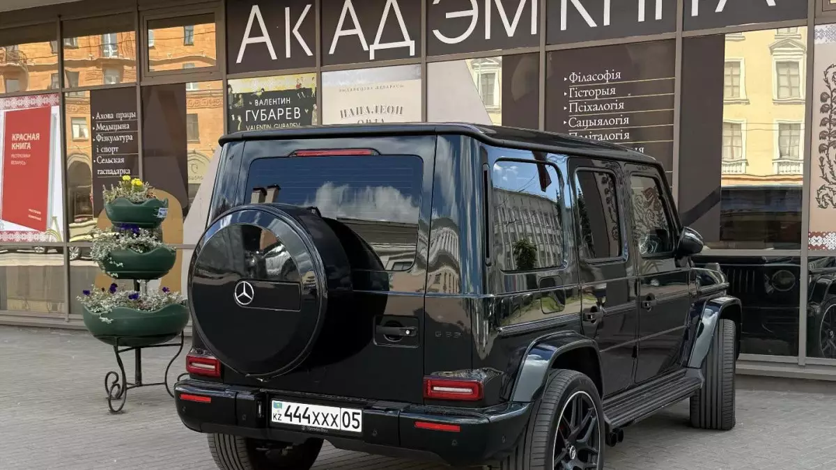 Беларусьте «Гелендваген» мінген қазақстандық әйелге айыппұл салынды