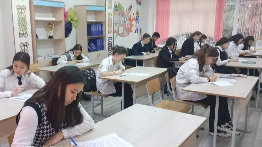  «БЖБ мен ТЖБ-ны енгізген шенеуніктер жауап беруі керек» – Мәжіліс депутаты 