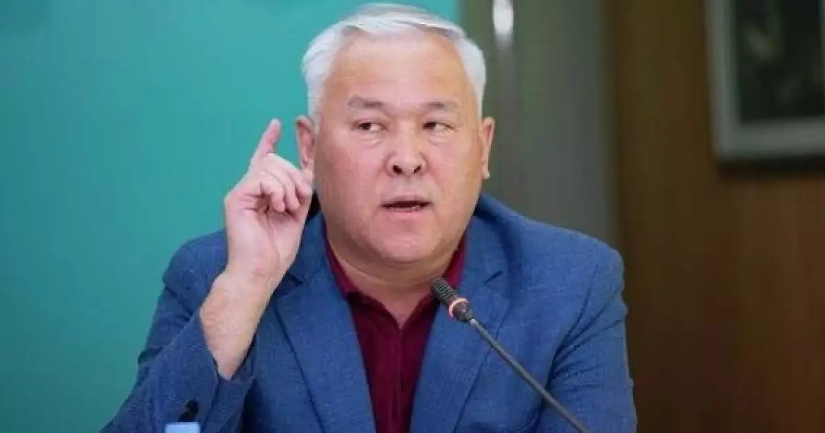  «Оларды кешіруге болмайды»: Мұрат Әбенов жол апатына кінәлілерге рақымшылық жасауға қарсы шықты 