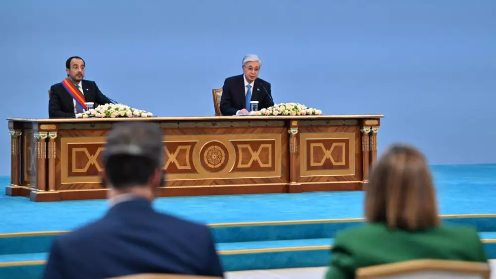 Президент напомнил о неизменной позиции Казахстана на фоне мировых конфликтов