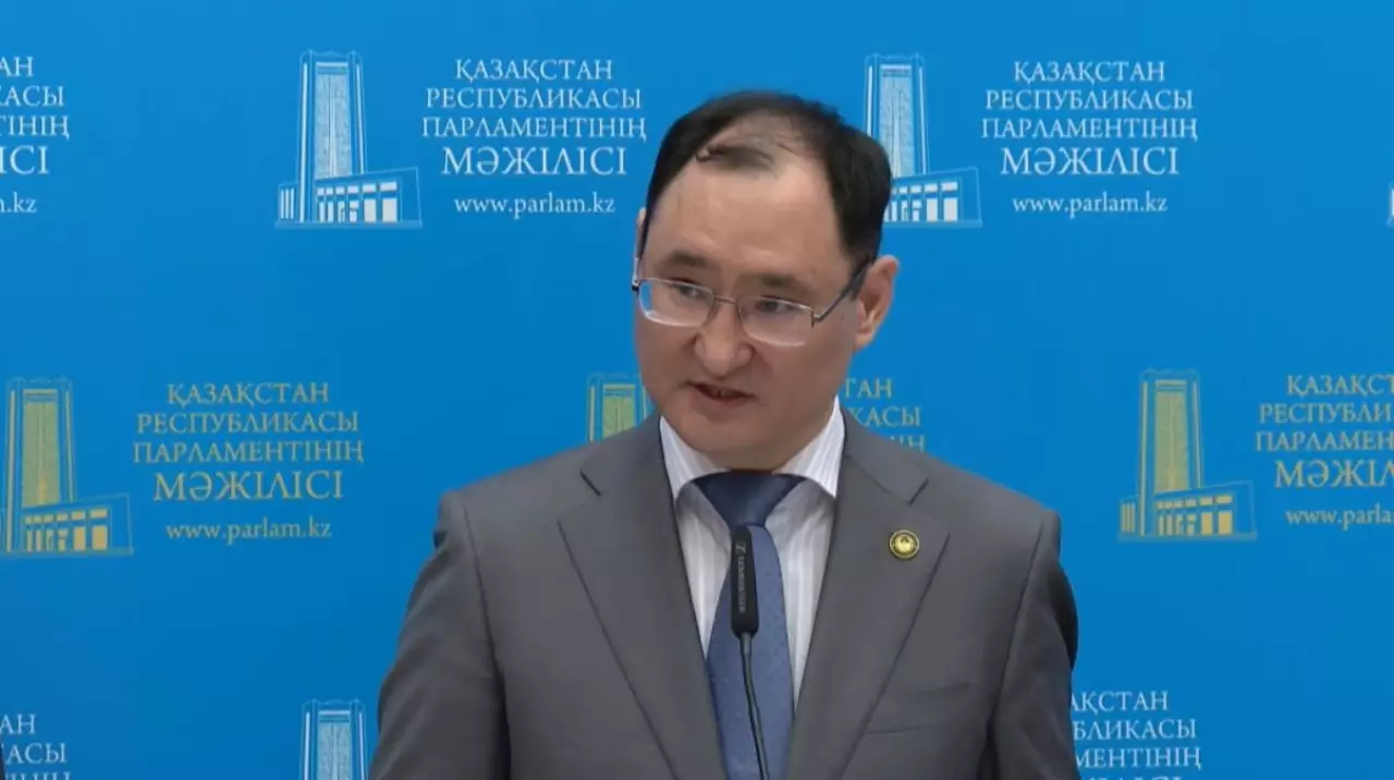 Жаза жеңілдеп, айыппұл кешіріледі