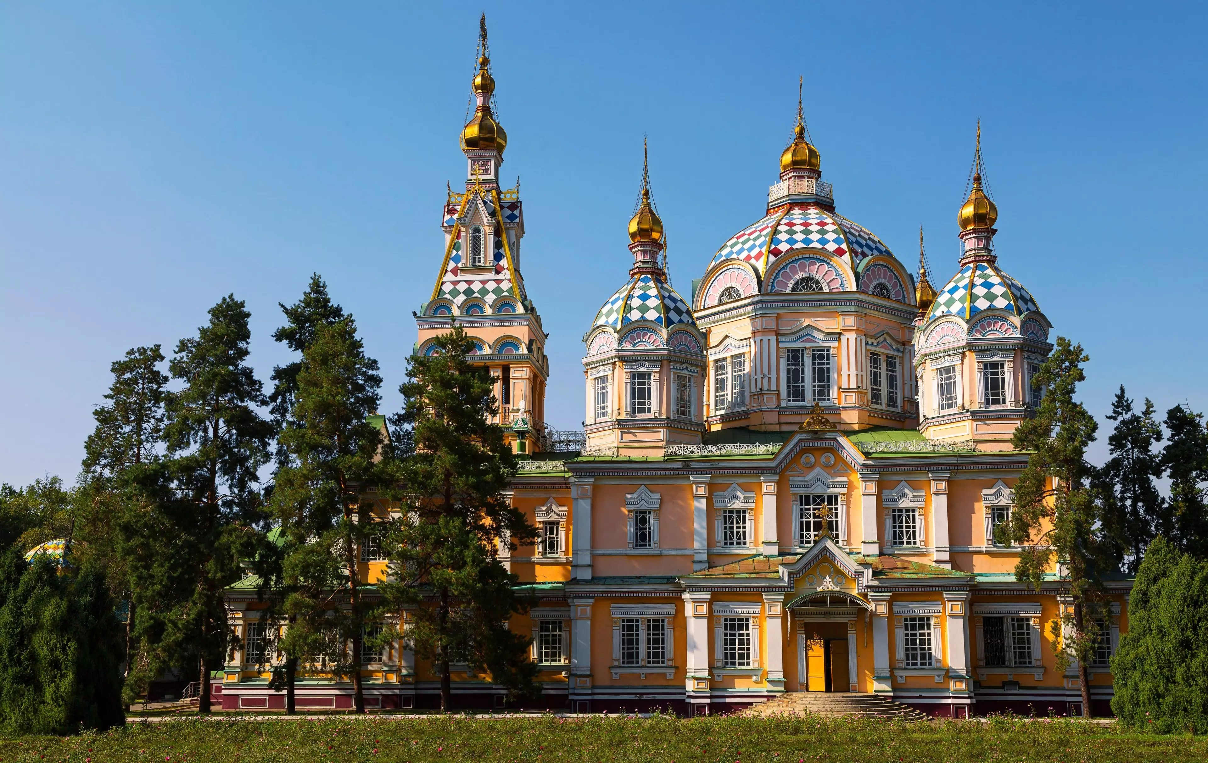 Казахстан столкнулся с давлением Кремля, подрывающим курс реформ, сообщает PLATOW Börse.