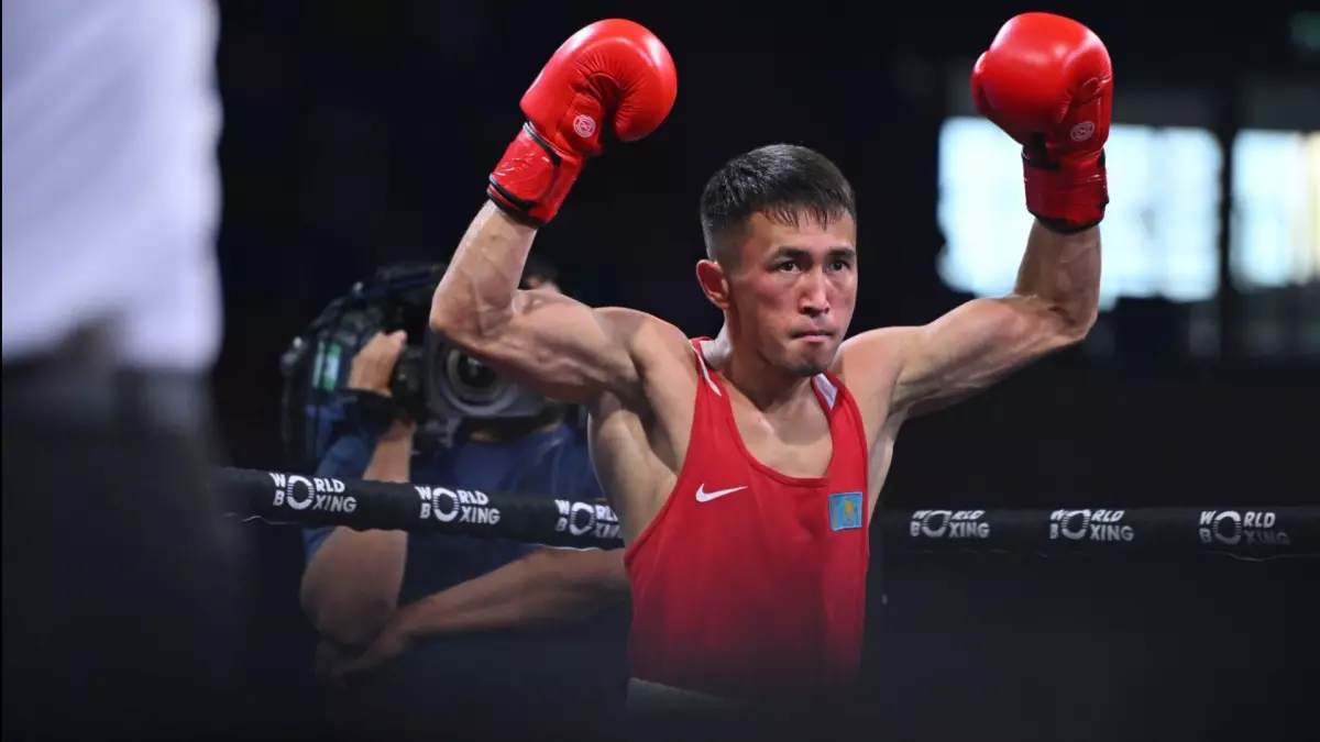 Пять казахстанских боксеров возглавили мировой рейтинг World Boxing