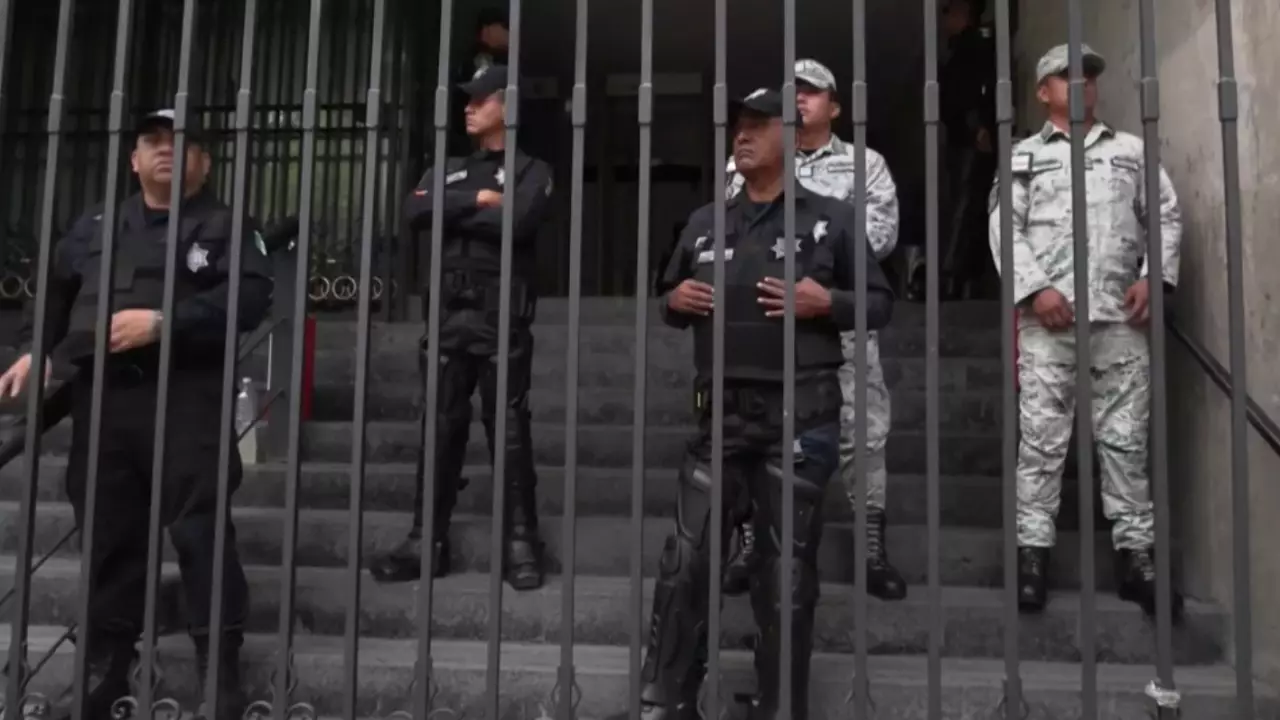 No comment: протесты парализовали Мехико