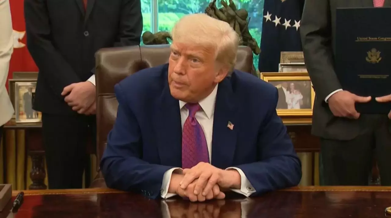 Военные полномочия Трампа могут ограничить