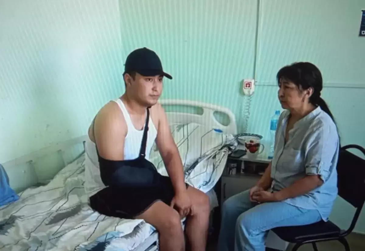 В Семее второй студент за два месяца лишился руки в бетономешалке: почему молчит работодатель? - новости на Lada.kz 04.06.2026