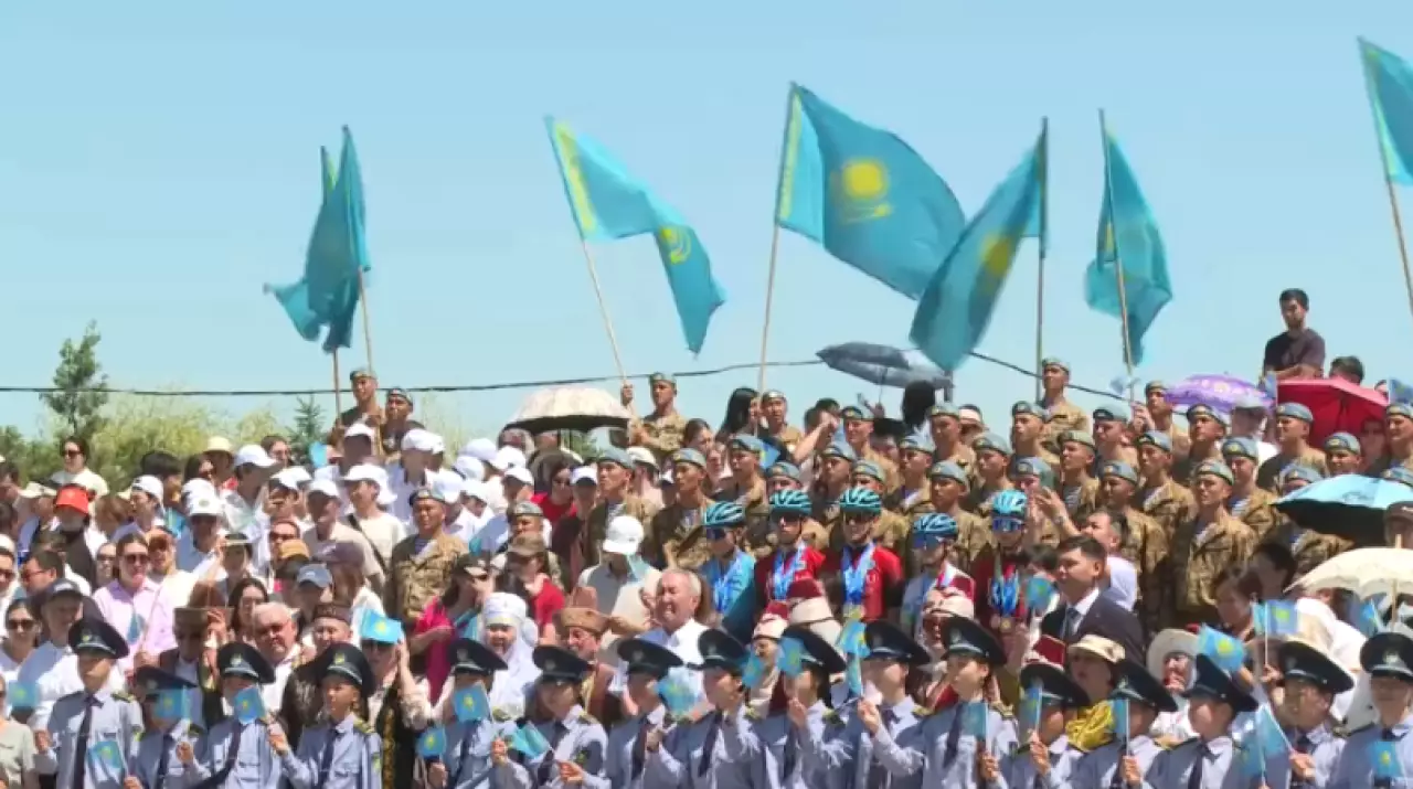 No comment: патриотическая акция в Жетысу