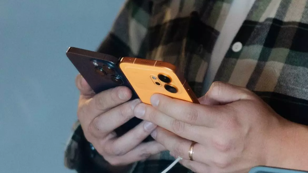 Новый HONOR скопировали с iPhone? Оцениваем объективно
