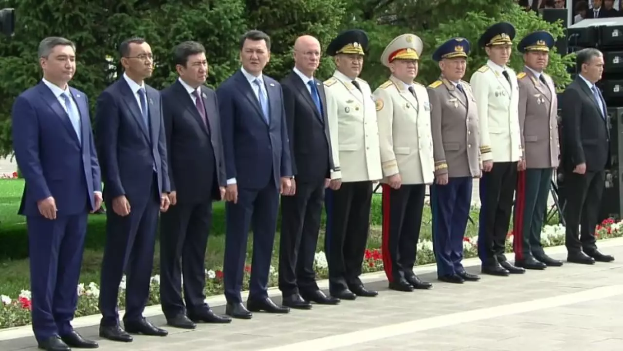 Астанада Мемлекеттік ту көтеру рәсімі өтті