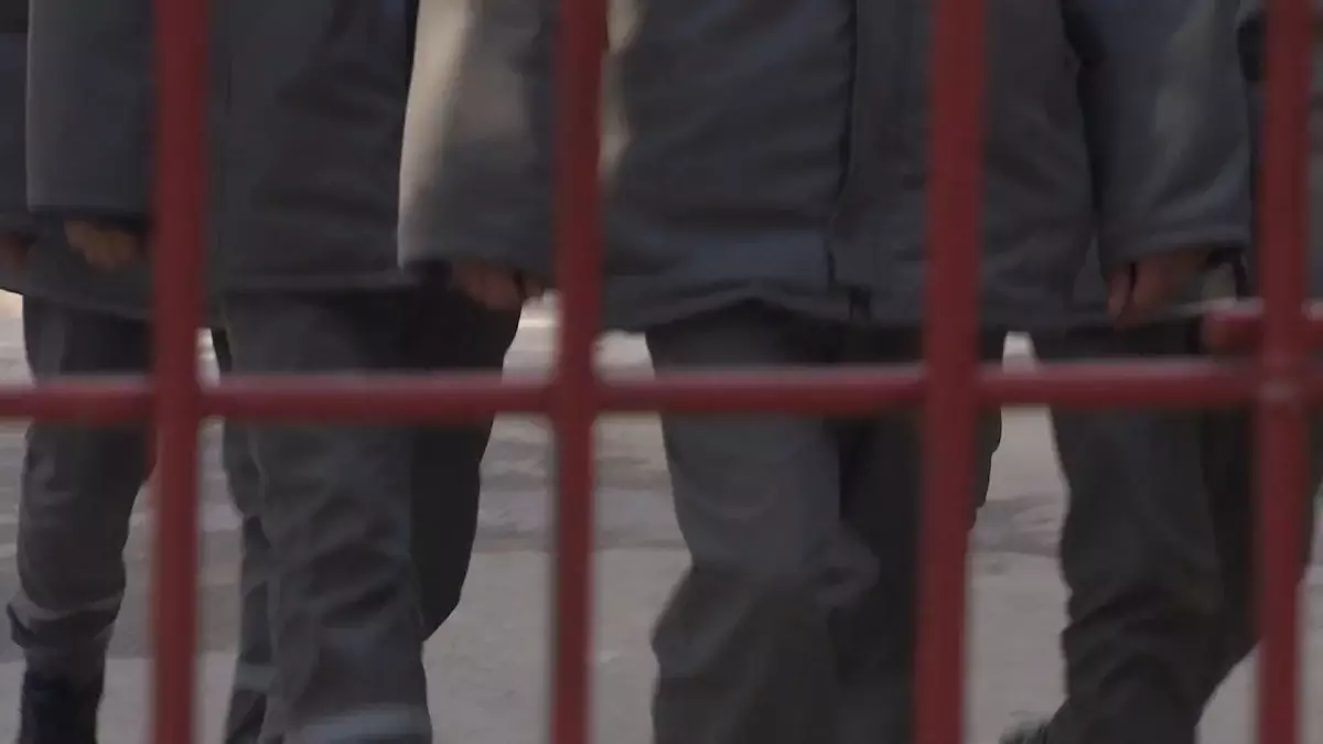Тәртіп сақтаған сотталғандардың жаза мерзімі қысқарады: Сенат заңға өзгерістер енгізді