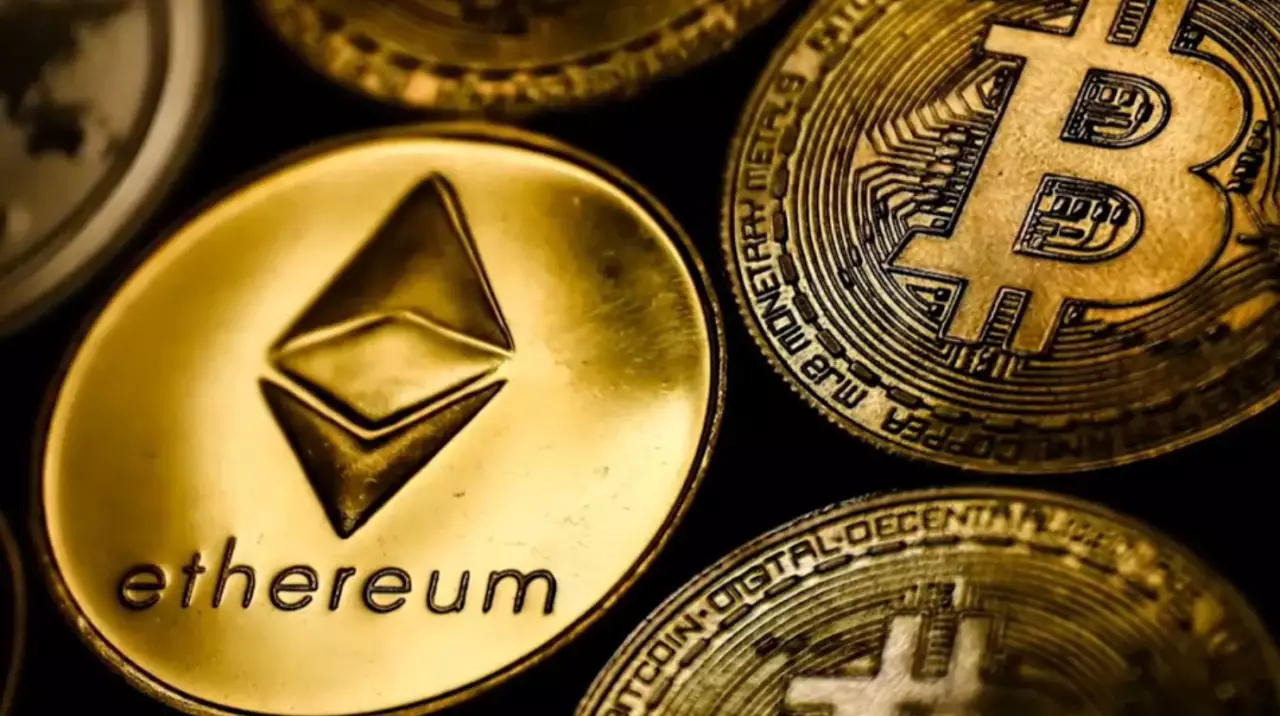 Bitcoin упал до 4-месячного минимума