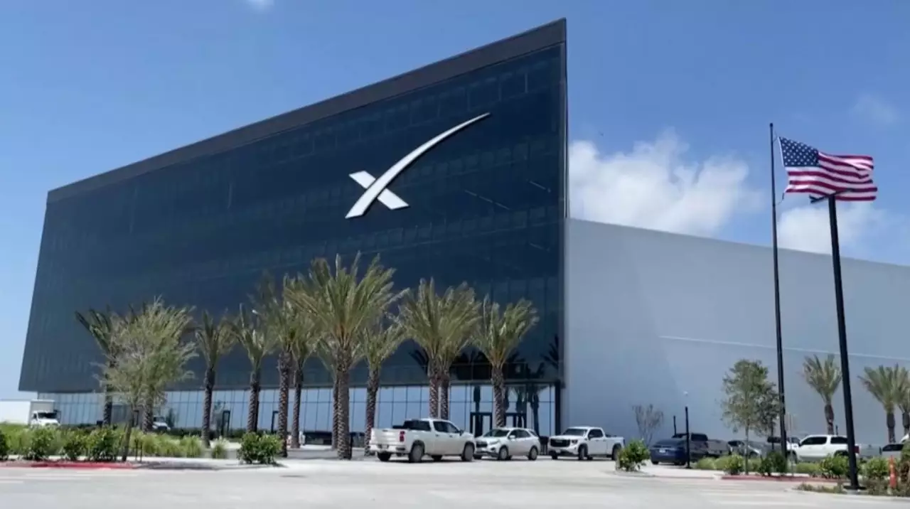 SpaceX готовит крупнейшее IPO в истории