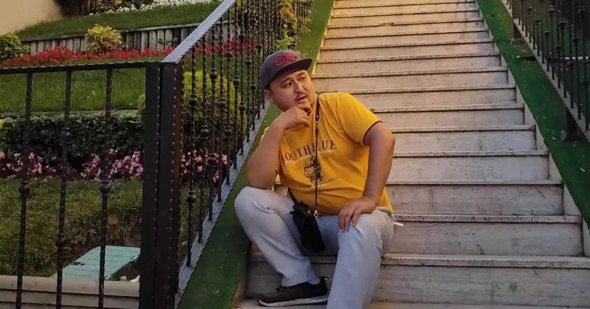   "Жатып қалды": Актер Меліс Наурызбековтің денсаулығы сыр берді   