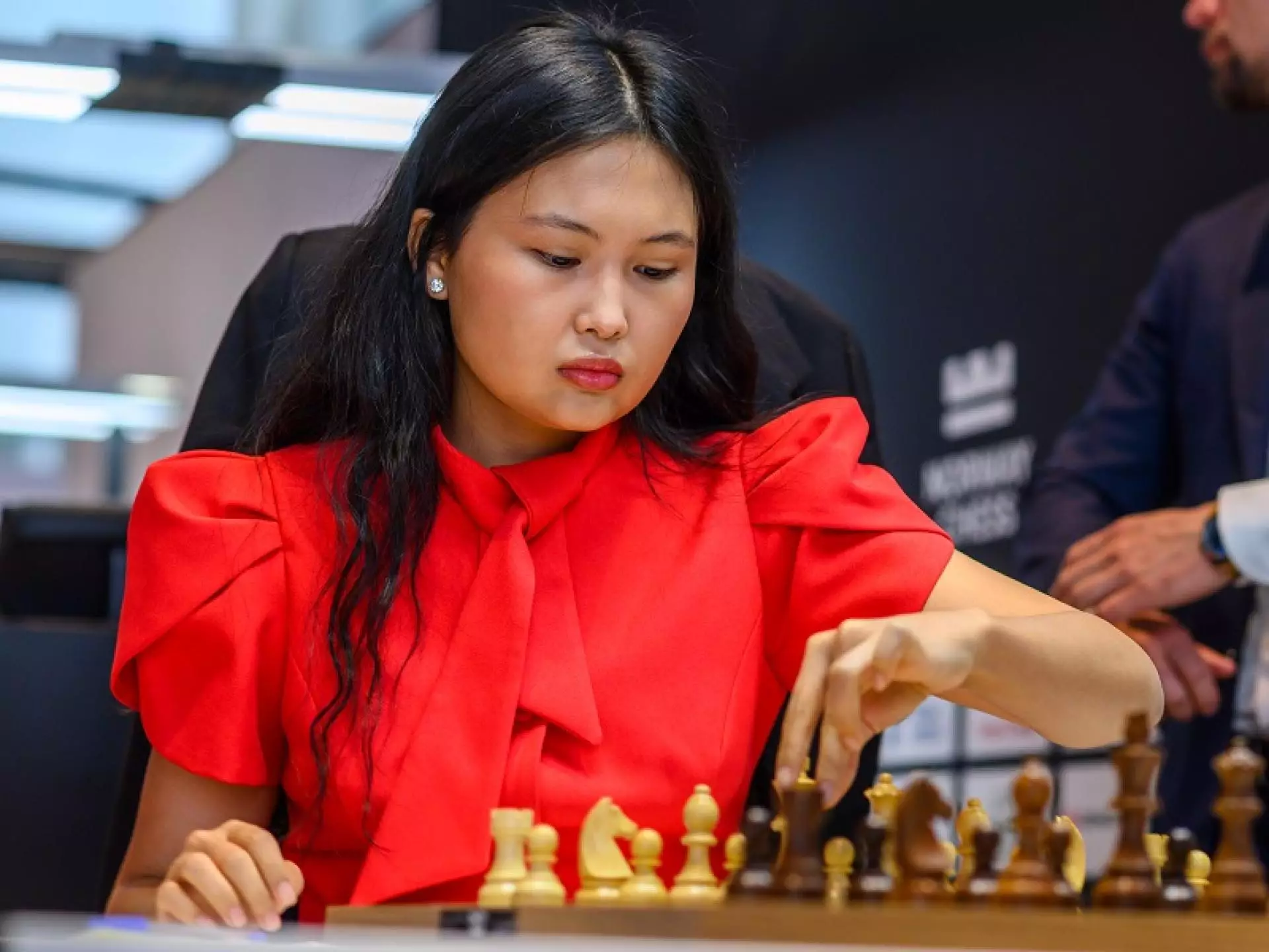 Бибисара Асаубаева досрочно выиграла супертурнир Norway Chess