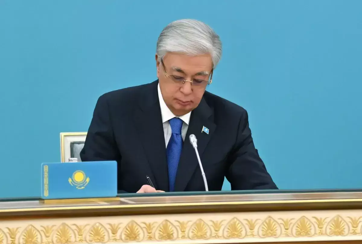 В Казахстане приняты законы о вице-президенте и Курултае