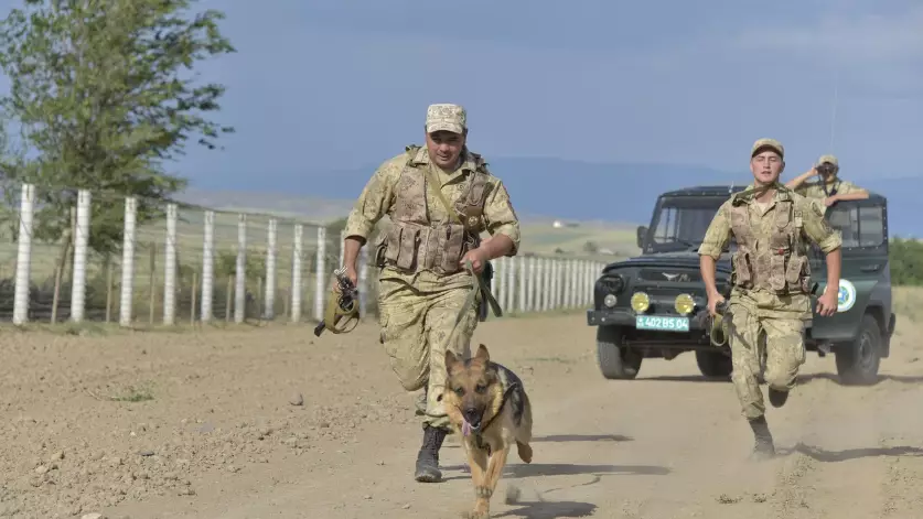 Шекарада бір айда 3,8 мыңнан астам құқық бұзушы ұсталды