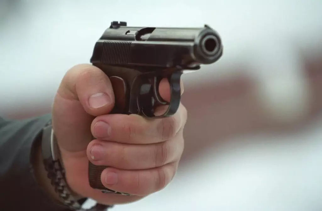  Бұрынғы полицей 23 жастағы ұлын атып өлтірді 