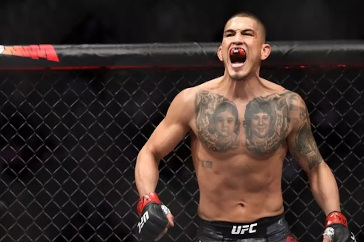 Экс-чемпион UFC отказался от боя в Казахстане: что известно о скандале