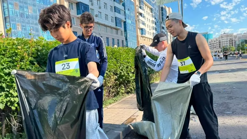 Плоггинг на Astana Half Marathon объединил спорт и заботу об экологии