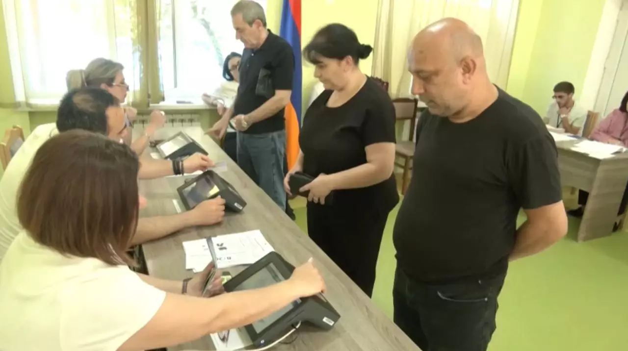 Арменияда парламент сайлауы өтіп жатыр