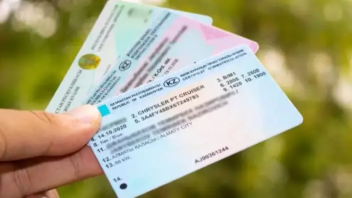  Ұлытауда жүргізуші куәлігін «сатпақ» болған алаяқ әшкереленді 