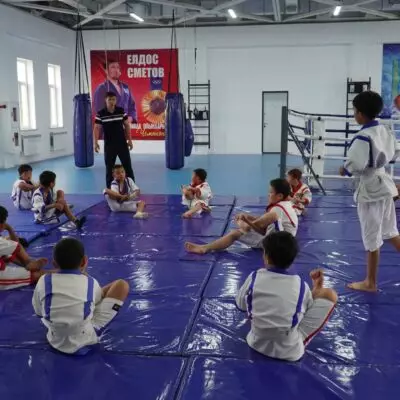 Новый спортивный комплекс открылся в Шуском районе при поддержке «Казахмыс»