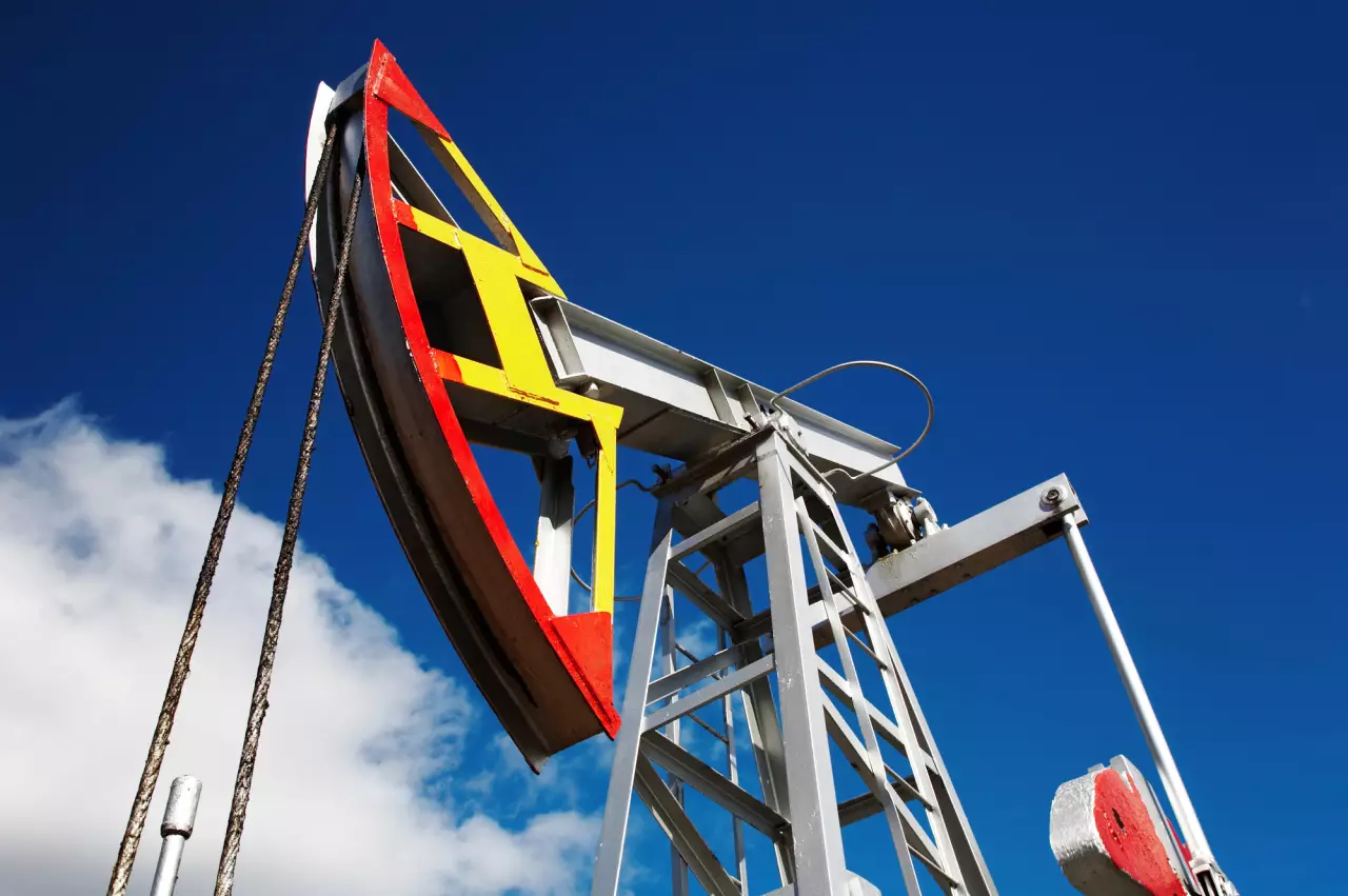 Казахстан и другие страны ОПЕК+ увеличат добычу нефти с июля
