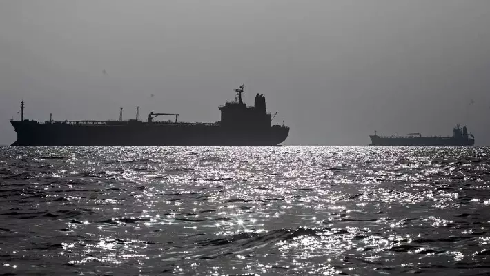 ЕС разрешил задерживать танкеры с российской нефтью в Средиземном море