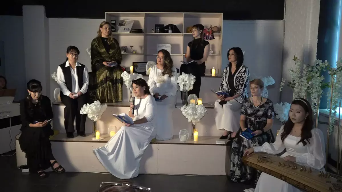 Жан жарасынан жаңа өмірге: 9 әйелдің тағдыры өнер тілімен өрілді