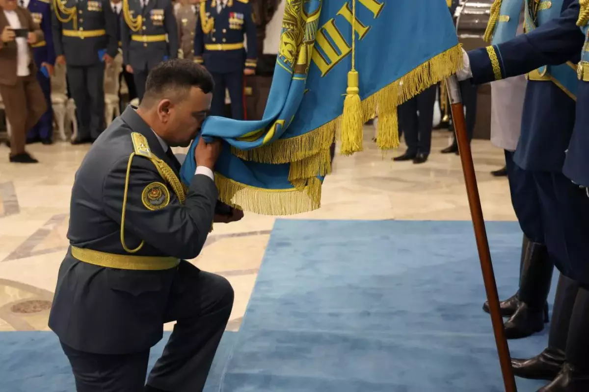 Әскери кадрлардың алтын бесігі: Қазақстанда жоғары буын офицерлерінің түлектер кеші өтті