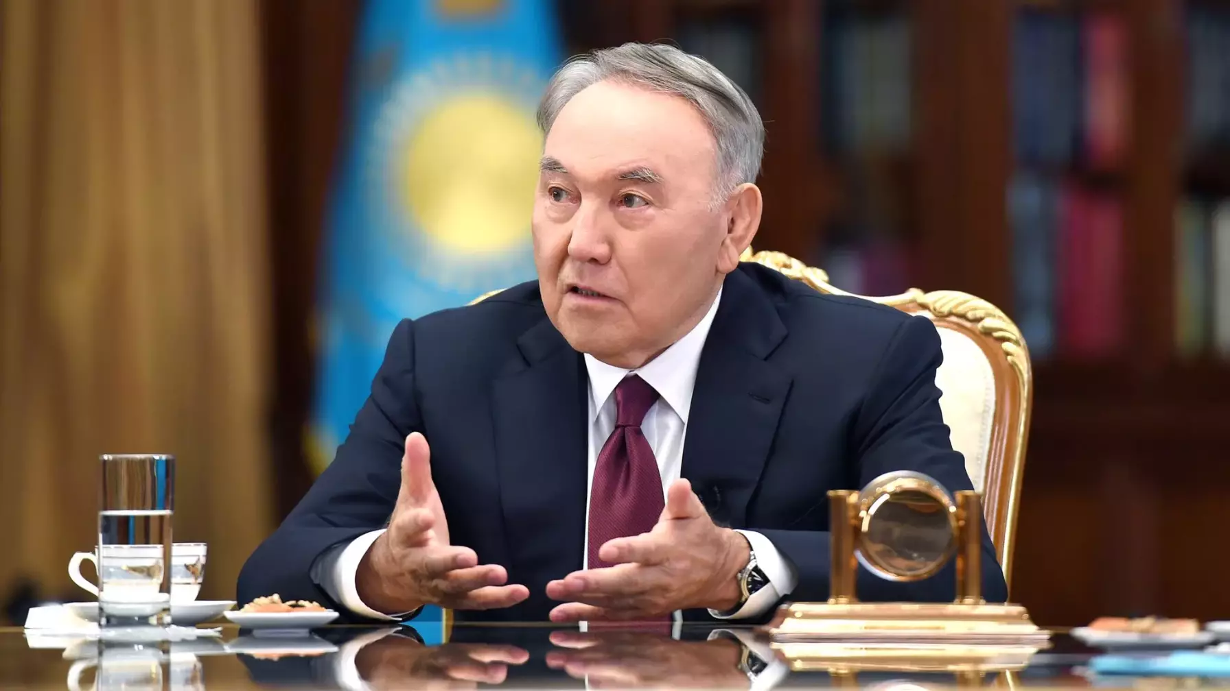 Назарбаев қазір немен айналысып жүр? - Экс-президенттің баспасөз хатшысы жауап берді