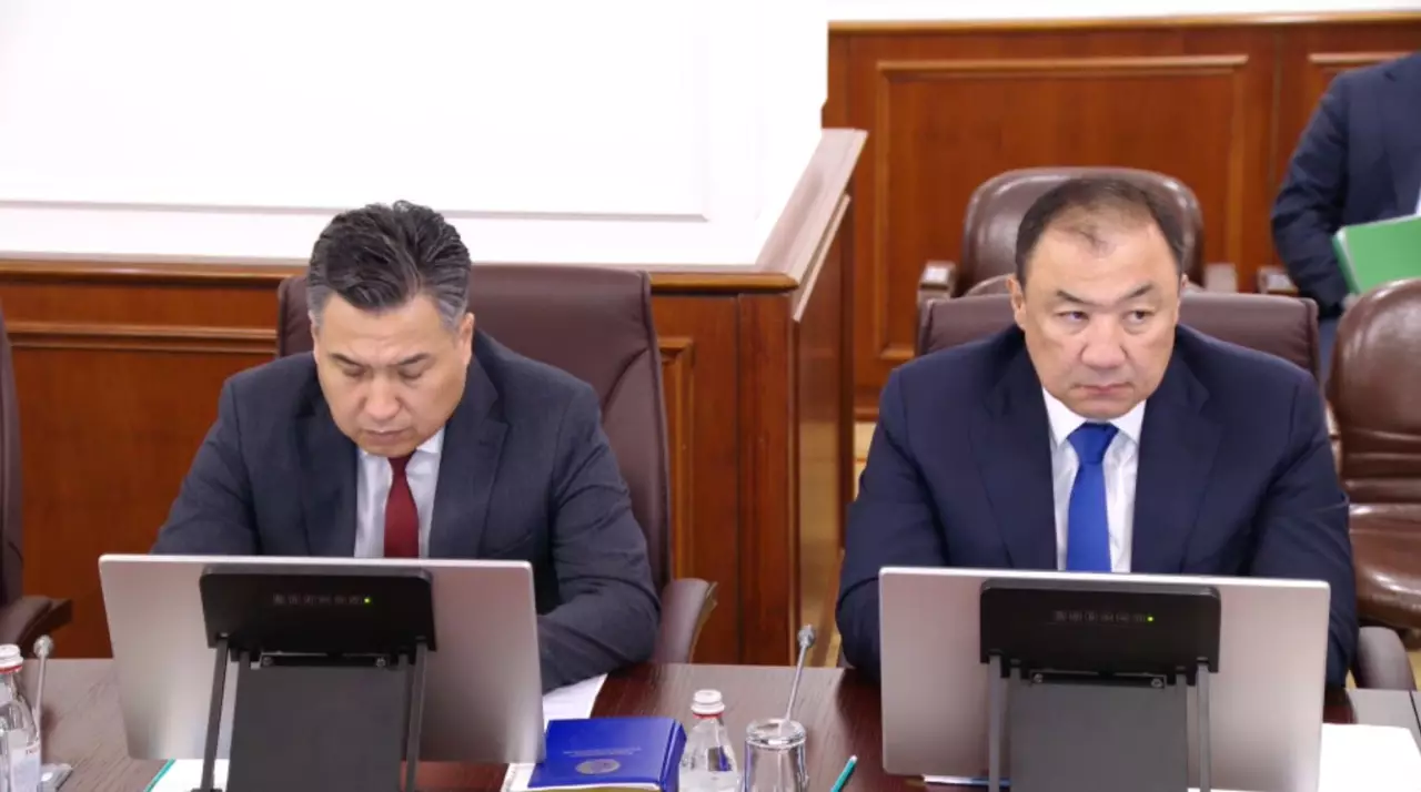 ҰБТ: талапкерлердің 33%-ы сынақтан сүрінді