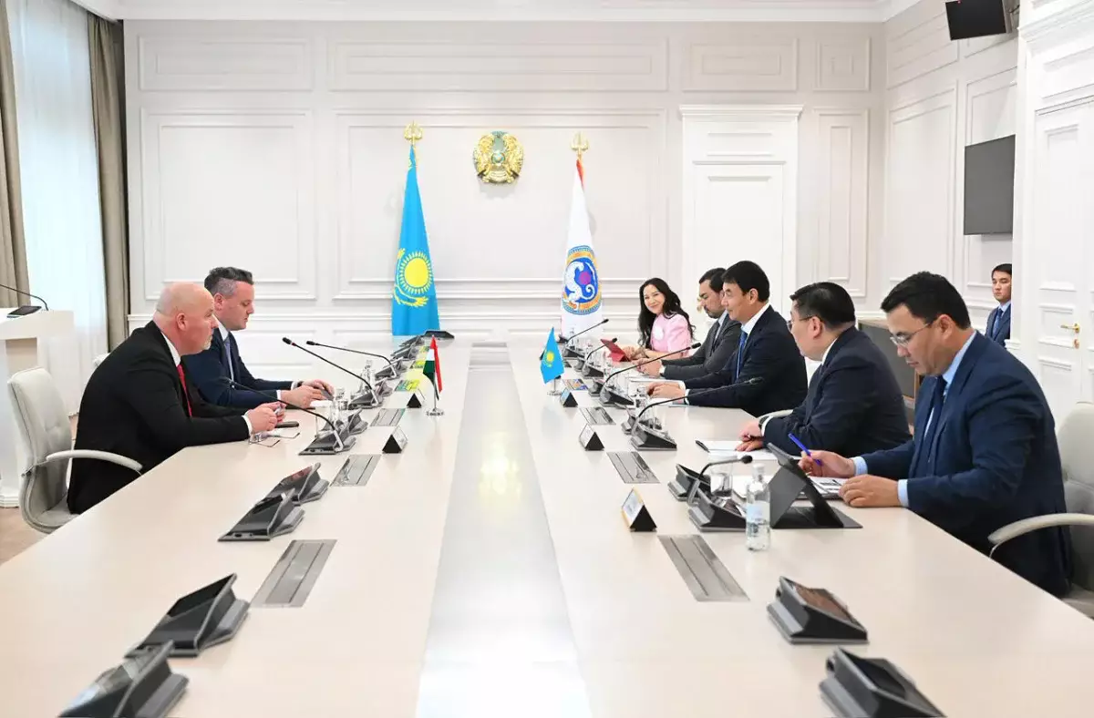 Алматыда Мажарстанмен серіктестікті кеңейту мүмкіндіктері талқыланды