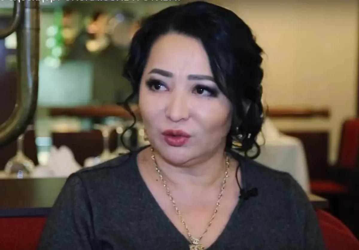 «Тұрсынбектің әйелі бүйтіпті деп талқылай береміз»: Гүлзира Айдарбекова жұртты сынға алды