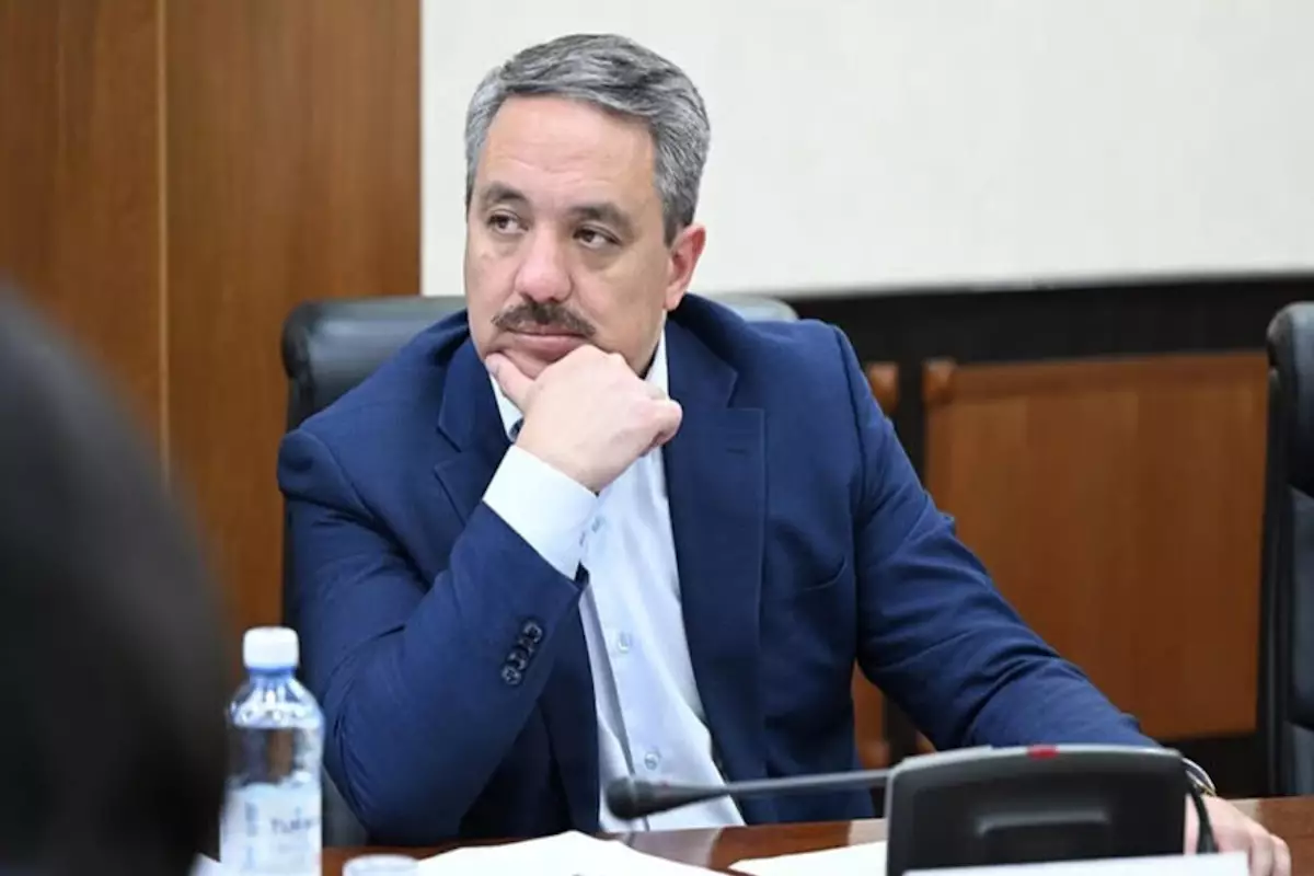 Экономист предупредил казахстанцев о риске остаться без нормальной пенсии