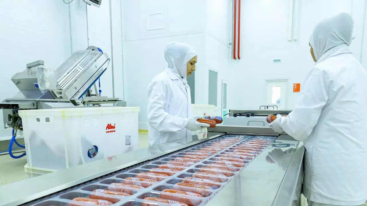 В Астане запустят мясоперерабатывающий комбинат мощностью 18 тысяч тонн продукции в год