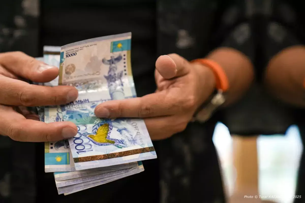 ЕНПФ объяснил, откуда взялась сумма в 6 млн тенге для 20-летних