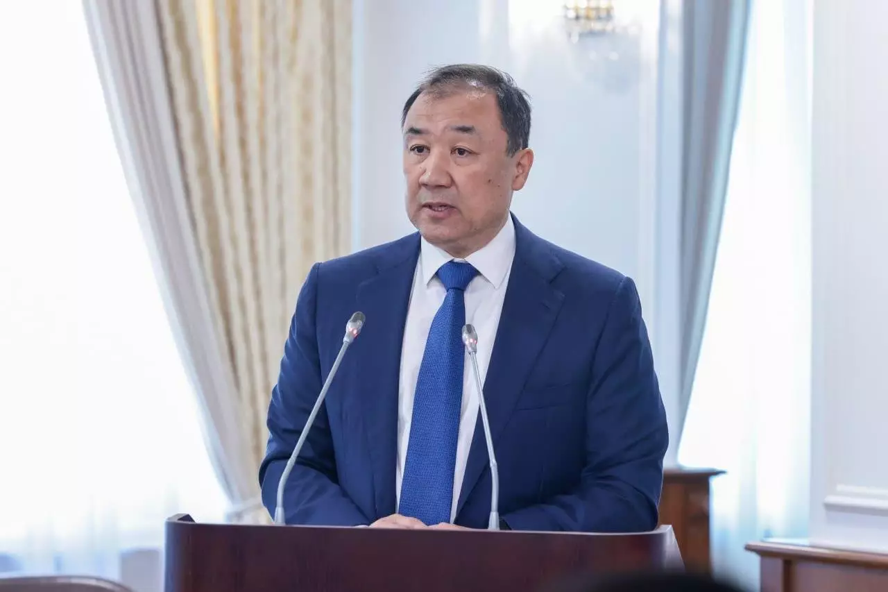Казахстан охватил строительством и ремонтом 11 тысяч километров автомобильных дорог общего пользования.