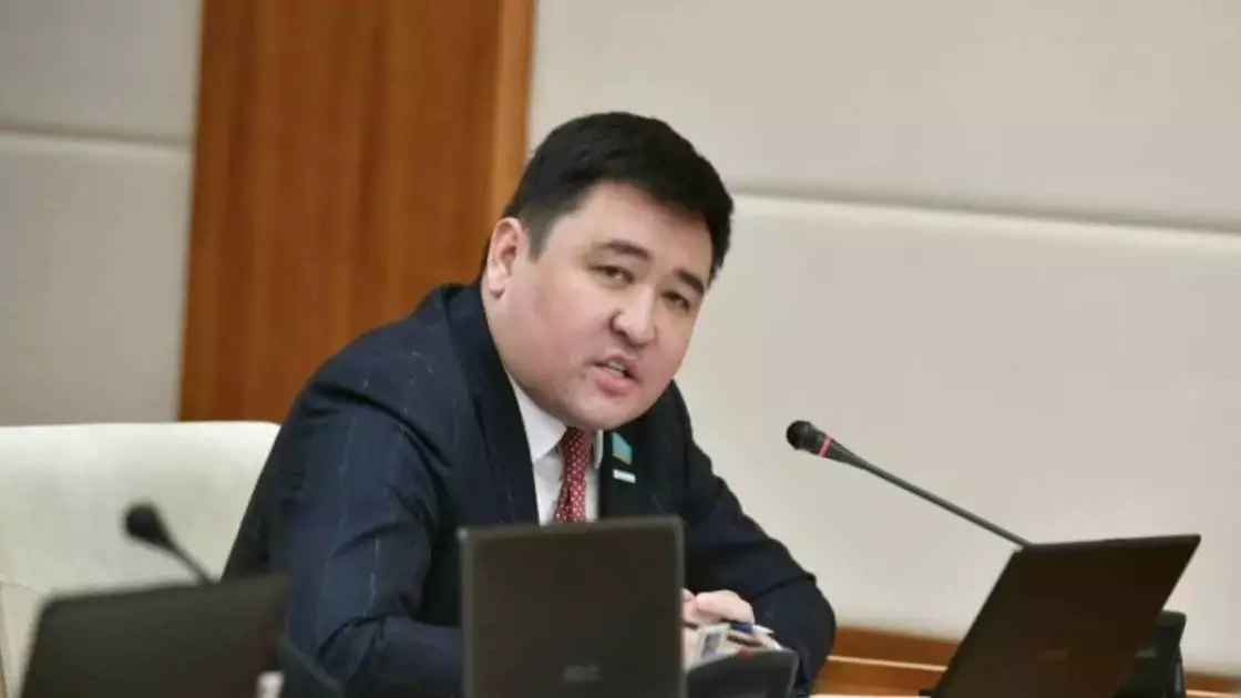  `Қуан, қазақ елі`: Нартай Аралбайұлы асыға күткен қуанышты хабарды айтты (ВИДЕО) 