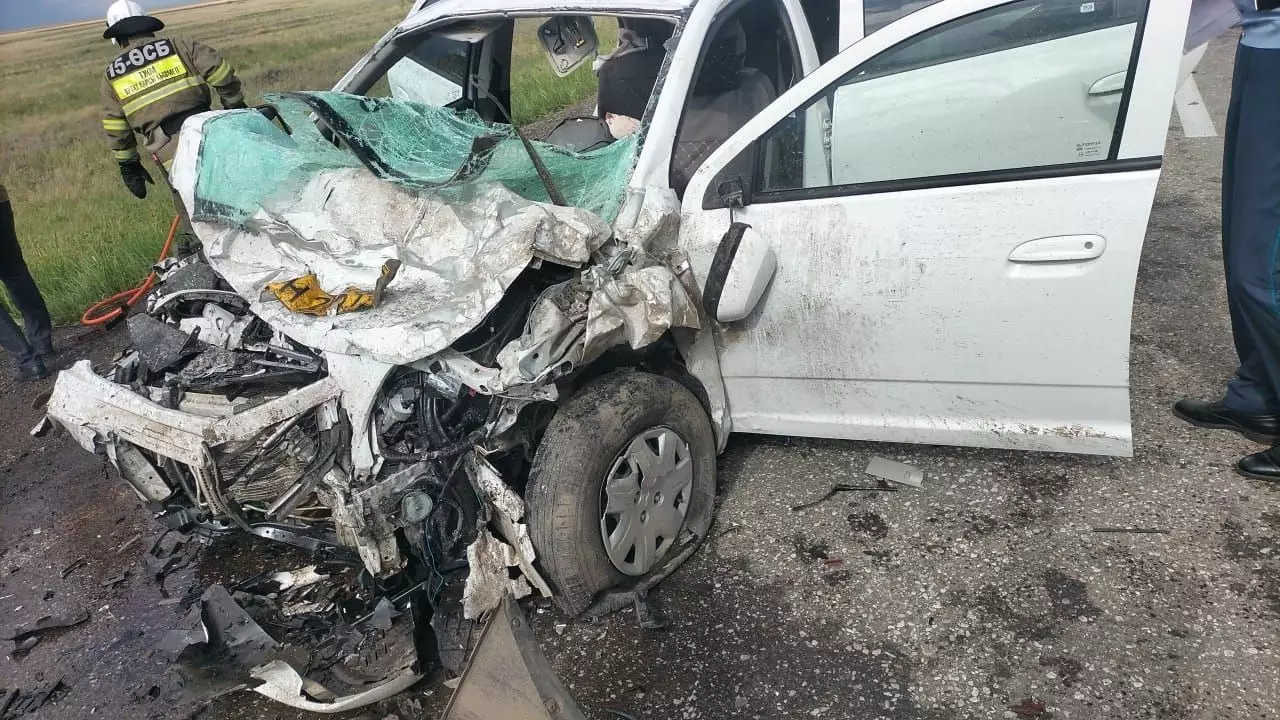 Два человека погибли в ДТП на трассе в Костанайской области