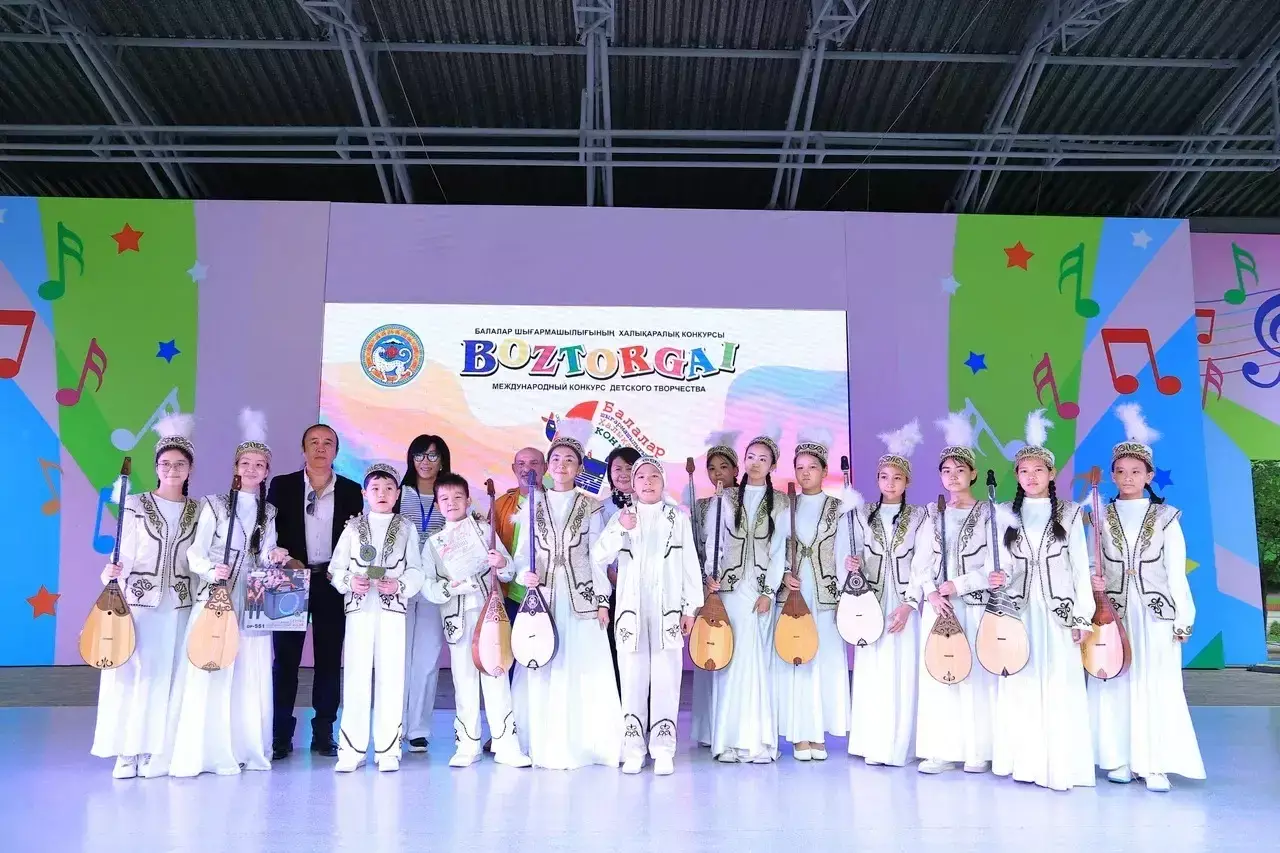 Алматының Орталық саябағы бес күн бойы жас таланттар өнерінің мерекесіне айналды