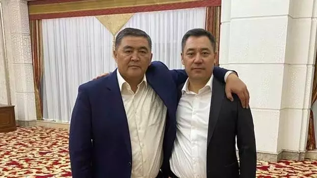 Қамшыбек Тәшиев ұзақ уақыттан кейін ел алдына шығып, Жапаровтың мақтауын асырды