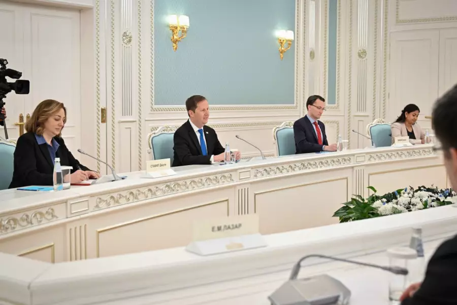 Трамптың өкілі Тоқаевқа: “Ақ үйде досыңыз бар деп сеніммен айта аламын“ 
