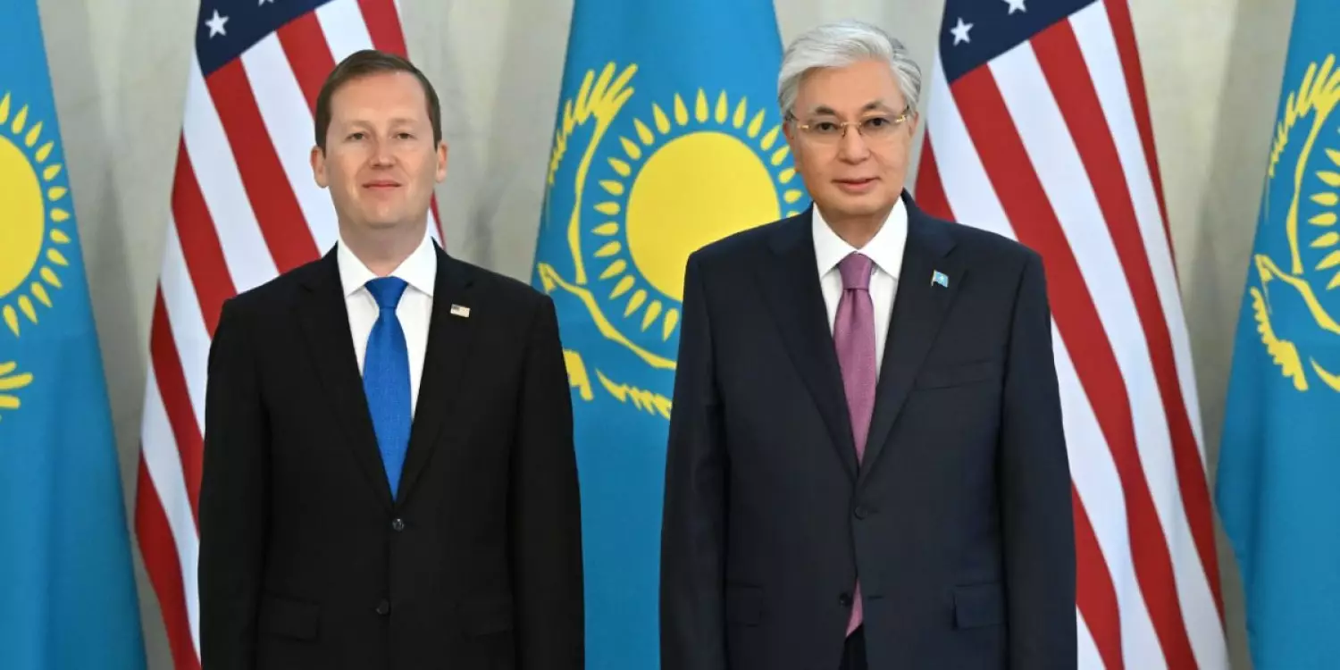 «Ақ үйде досыңыз бар»: Тоқаевқа Трамптың сәлемдемесі жеткізілді