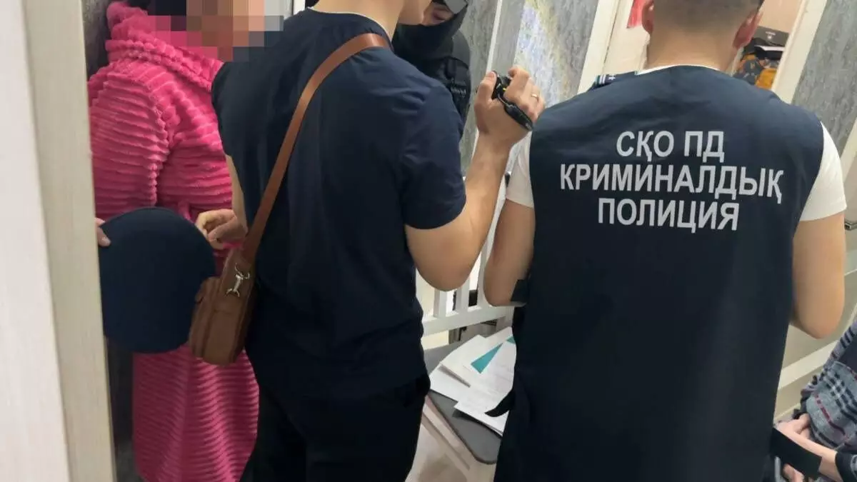 В СКО раскрыли канал нелегальной миграции с десятками "клиентов"