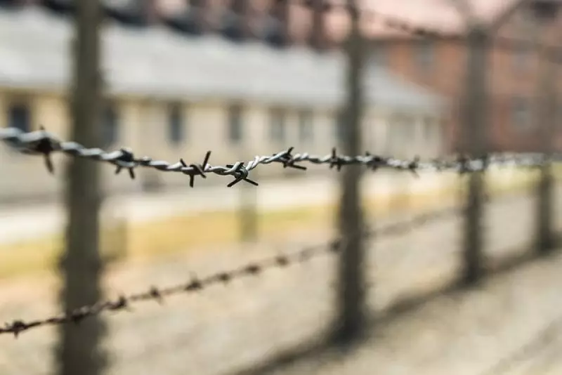 Замначальника колонии попался на взятке в Уральске: КНБ подтвердил расследование